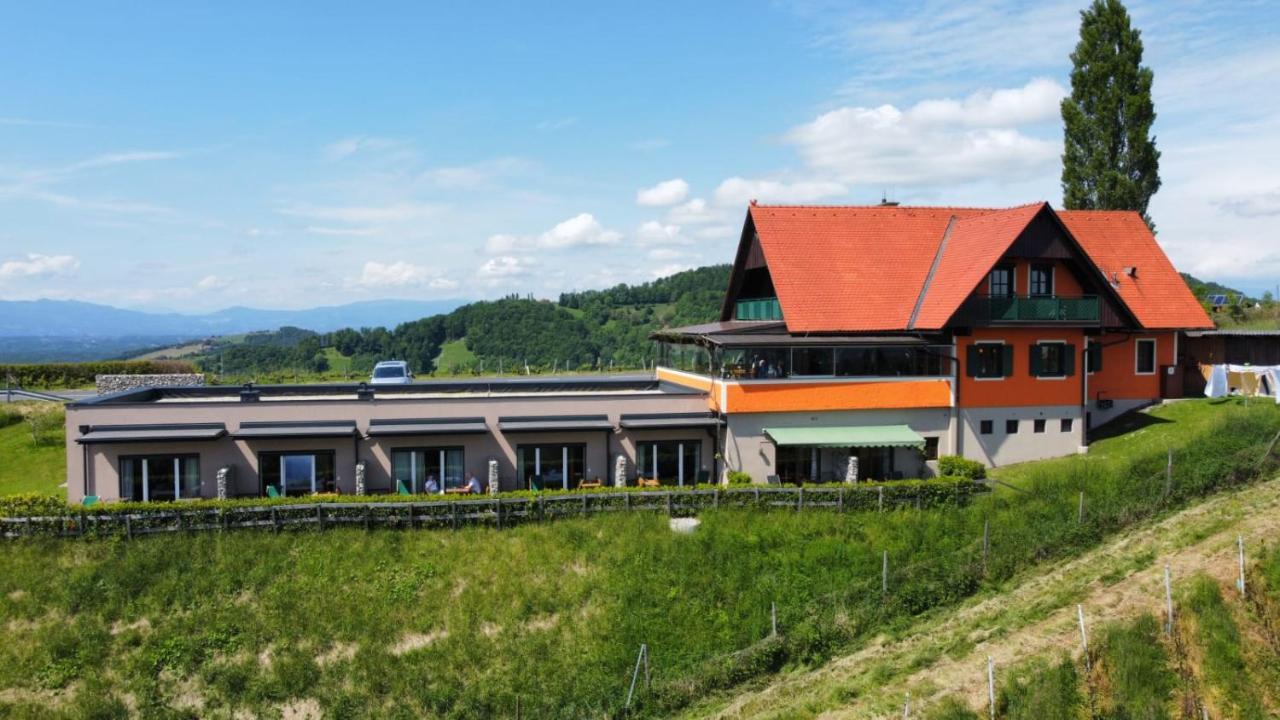 Wohlmuth-Lueckl Hotel Китцек им Заусал Екстериор снимка